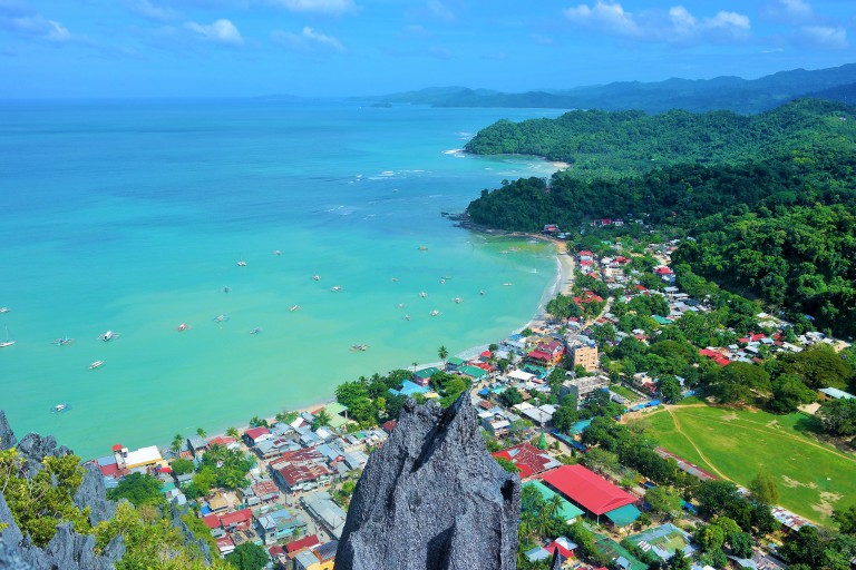 View from the top of the climb up Taraw Cliff in El Nido, Palawan